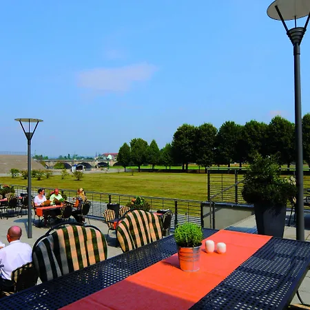 Maritim 4* Dresden