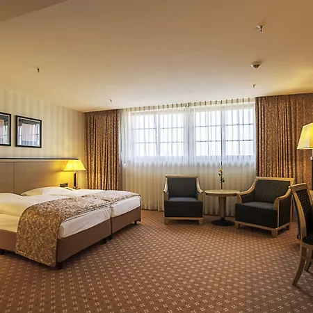 Maritim 4*